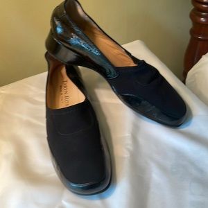 Tayrn Rose comfy shoes. Made in Italy.